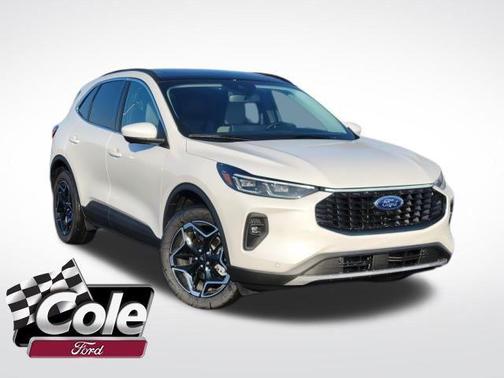 2026 Ford Escape Platinum