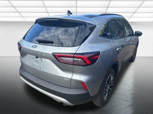 2024 Ford Escape PHEV SE