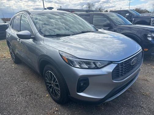 2024 Ford Escape PHEV SE