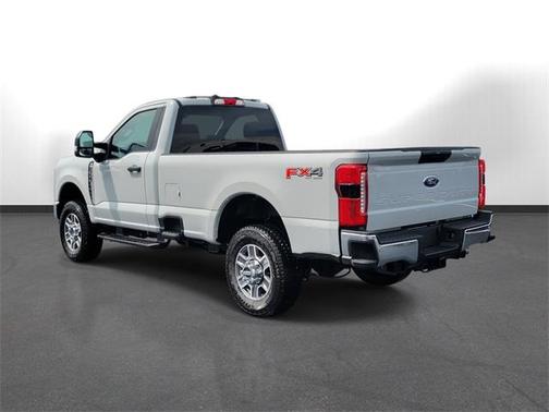 2025 Ford F-350 XLT