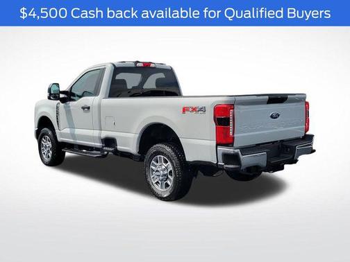 2025 Ford F-350 XLT