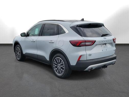 2025 Ford Escape PHEV SE