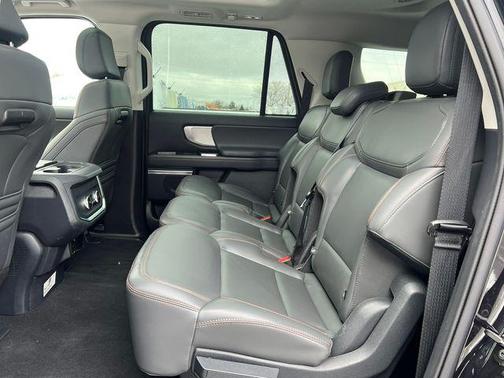 2025 Ford Expedition Max Active 4x4