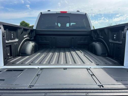 Oxford White 2026 Ford F-150 XLT