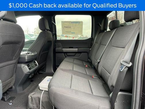 AGATE BLACK METALLIC 2026 Ford F-150 XLT