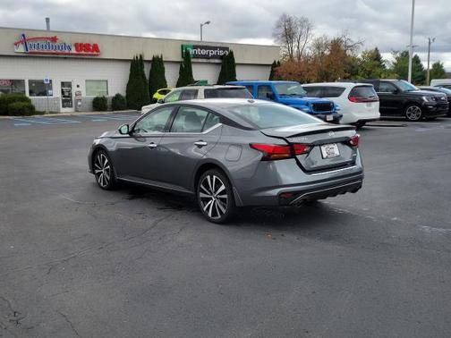 2022 Nissan Altima Platinum Intelligent AWD