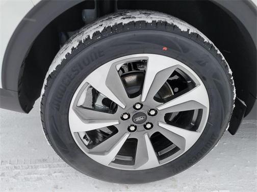2025 Ford Escape Platinum