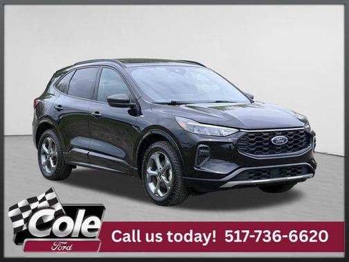 AGATE BLACK METALLIC 2024 Ford Escape ST-Line