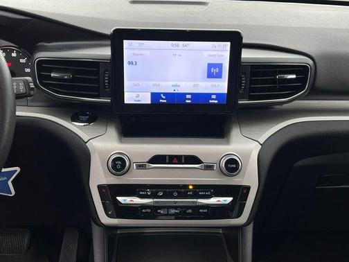Star White Metallic Tri-Coat 2023 Ford Explorer XLT
