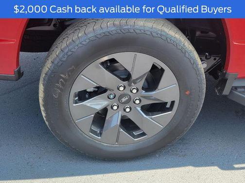 2025 Ford F-150 Lightning Flash