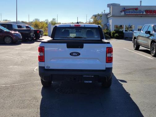 2025 Ford Maverick XL