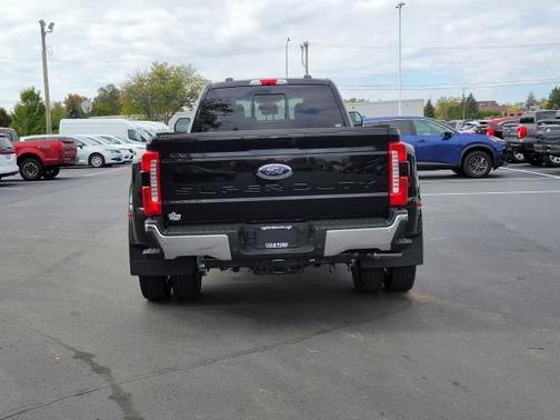 2026 Ford F-450 Lariat