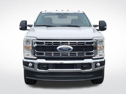 OXFORD WHITE 2026 Ford F-350 XLT