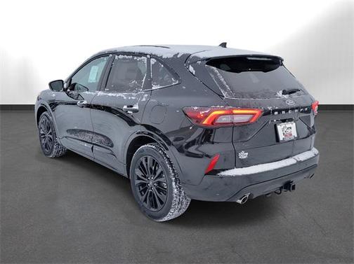 2025 Ford Escape ST-Line Elite