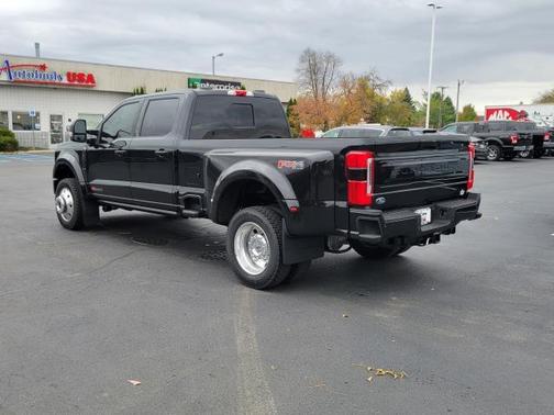 2026 Ford F-450 Platinum