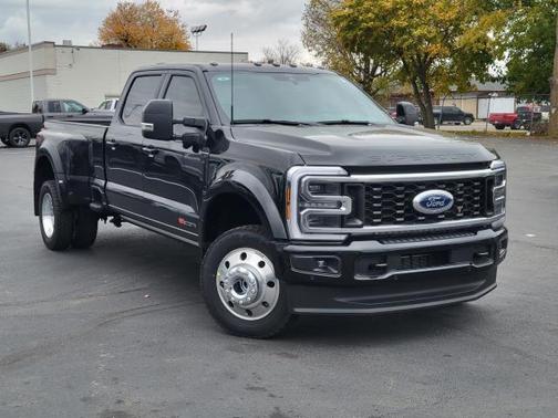 2026 Ford F-450 Platinum