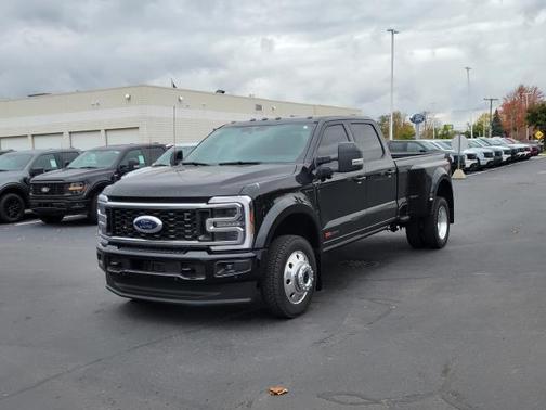 2026 Ford F-450 Platinum