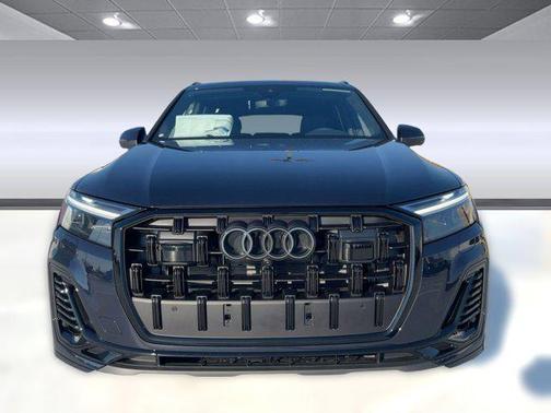 2026 Audi Q7 45 Premium