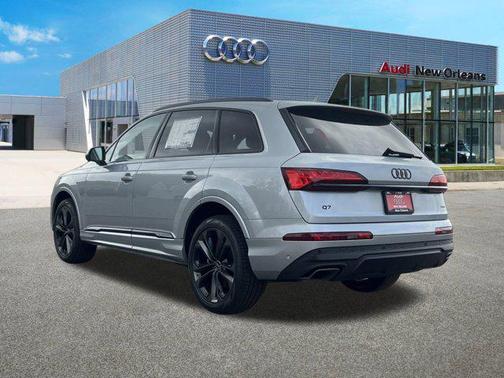 2025 Audi Q7 55 Premium Plus