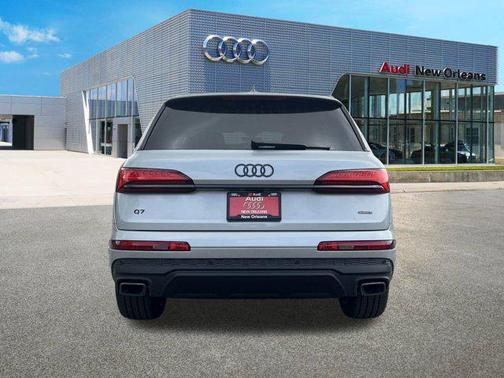 2025 Audi Q7 55 Premium Plus