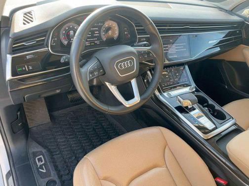2022 Audi Q7 55 Prestige