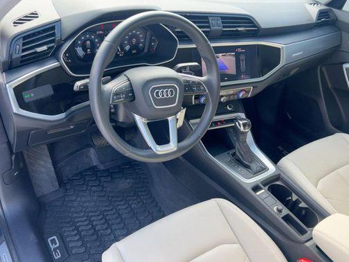 2022 Audi Q3 45 S line Premium