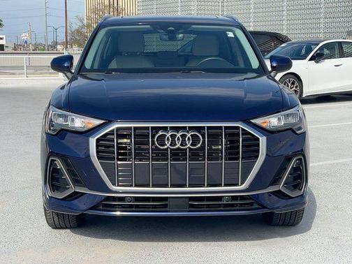 2022 Audi Q3 45 S line Premium