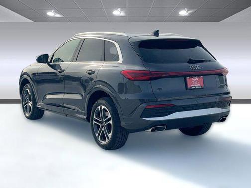 2025 Audi Q5 Premium Plus TFSI quattro S tronic