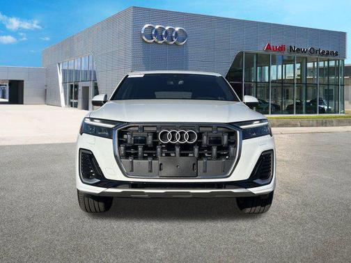 2025 Audi Q7 45 Premium