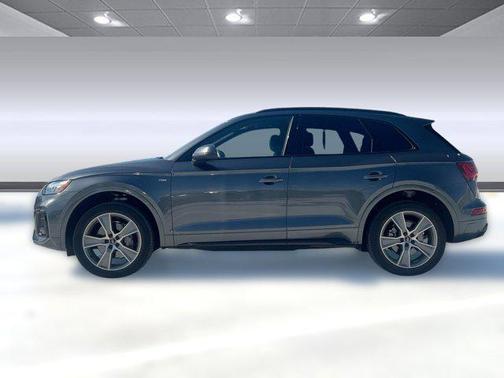 2025 Audi Q5 45 S line Premium