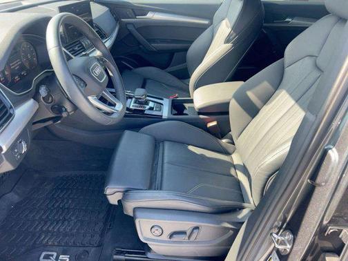 2025 Audi Q5 45 S line Premium