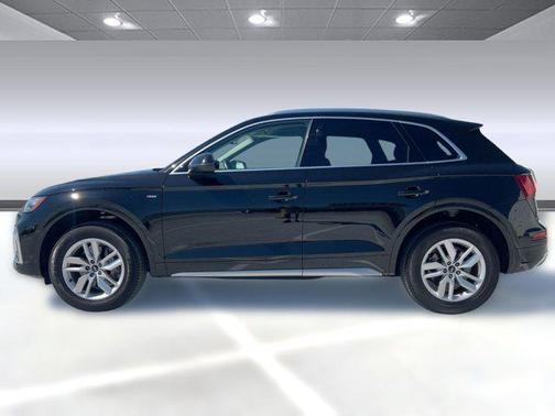 2023 Audi Q5 45 S line Premium
