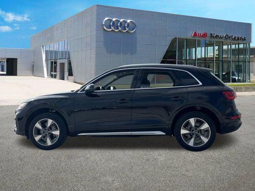 2023 Audi Q5 40 Premium Plus