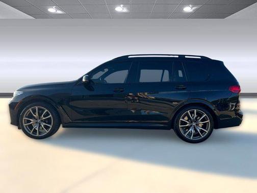 2021 BMW X7 M50i