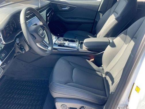 2026 Audi Q7 55 Premium Plus