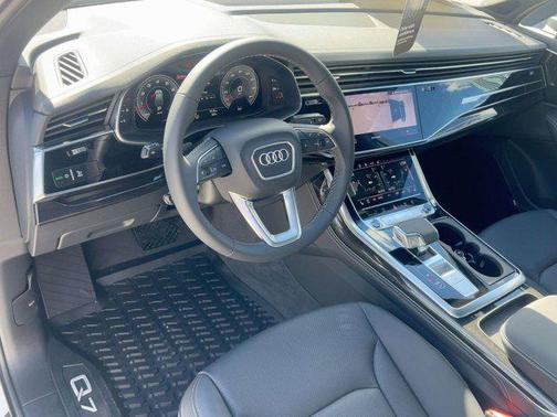 2026 Audi Q7 55 Premium Plus