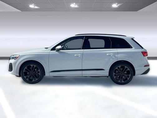 2026 Audi Q7 55 Premium Plus