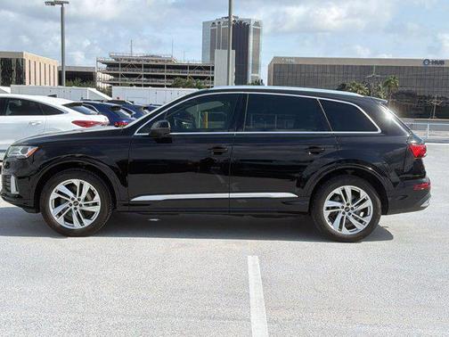 Black 2021 Audi Q7 45 Premium Plus
