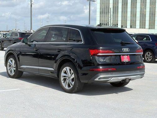 Black 2021 Audi Q7 45 Premium Plus