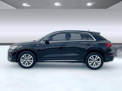 2023 Audi Q3 45 S line Premium Plus