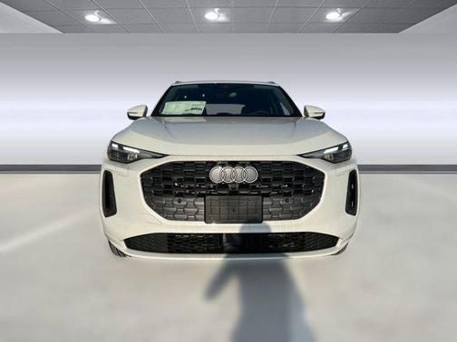 2025 Audi Q5 Premium