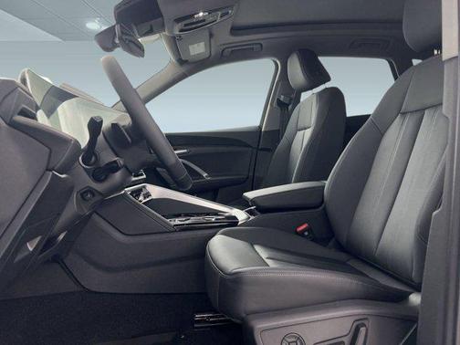 2025 Audi Q5 Premium TFSI quattro S tronic