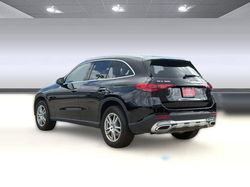 Black 2023 Mercedes-Benz GLC 300 4MATIC