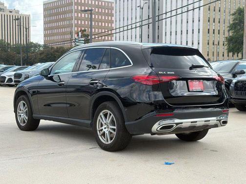 Black 2023 Mercedes-Benz GLC 300 4MATIC