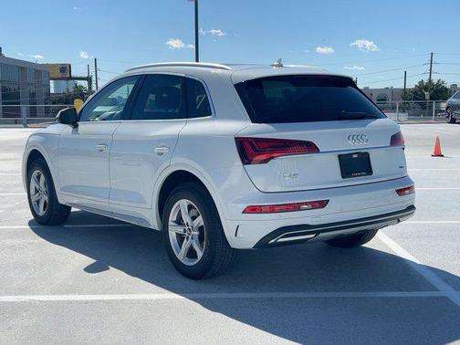 2022 Audi Q5 40 Premium