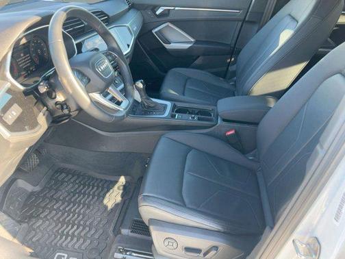 2023 Audi Q3 45 S line Premium Plus