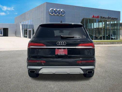 2025 Audi Q7 45 Premium