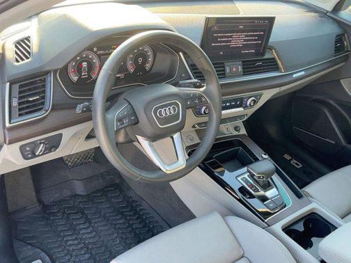2025 Audi Q5 45 S line Premium Plus