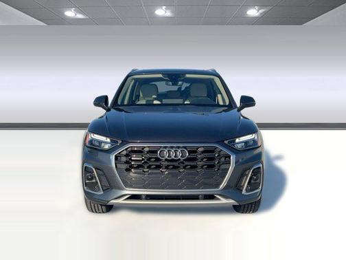 2022 Audi Q5 45 S line Premium