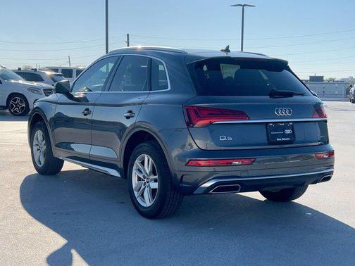 2022 Audi Q5 45 S line Premium